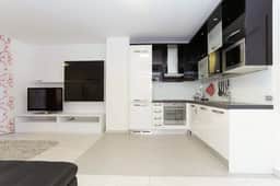 GG A213 (2 bed) - Image 4