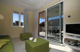 GG 1 bed apt (C101) - Image 5