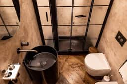 Oltrarno apartment - Image 2