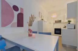 GG E202 (2 bed) - Image 5