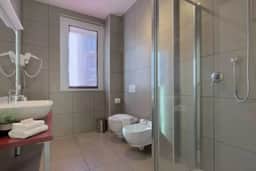 GG E101 (3 bed) - Image 5