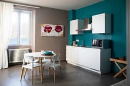 Apt Magnolia - Image 2