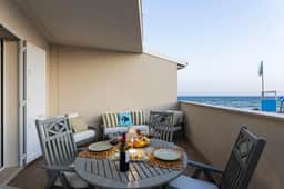 Sicily beach house - Image 2