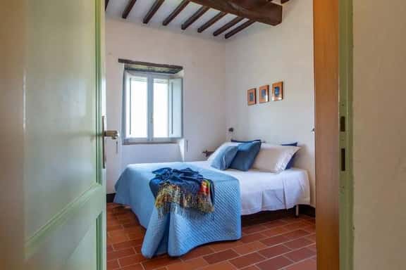 Apartment Cerise - Image 1