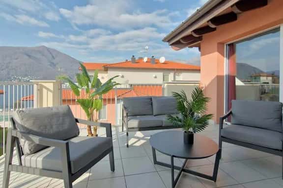 GG 2 bed penthouse - Image 1