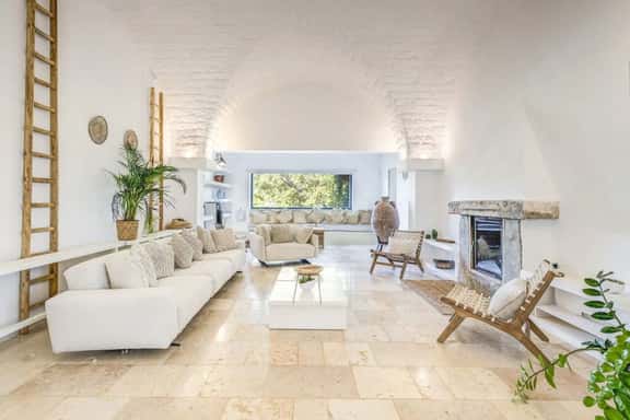 Ostuni masseria - Image 1
