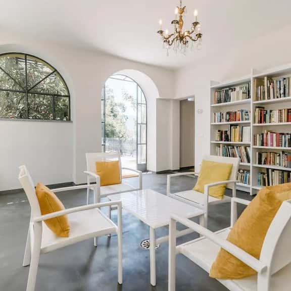 Apt Margherita - Image 1