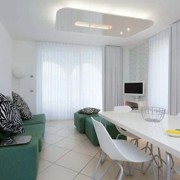 GG 1 bed apt (C205) - Image 1