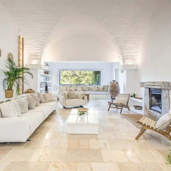 Ostuni masseria - Image 1