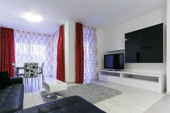 GG A213 (2 bed) - Image 3