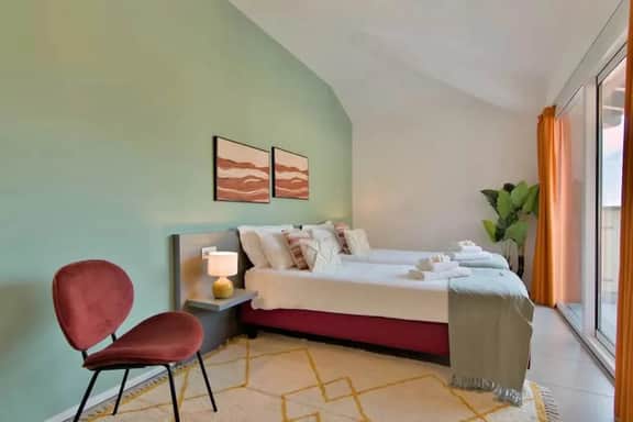 GG 2 bed penthouse - Image 5