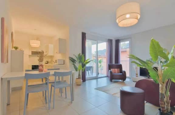 GG E202 (2 bed) - Image 3