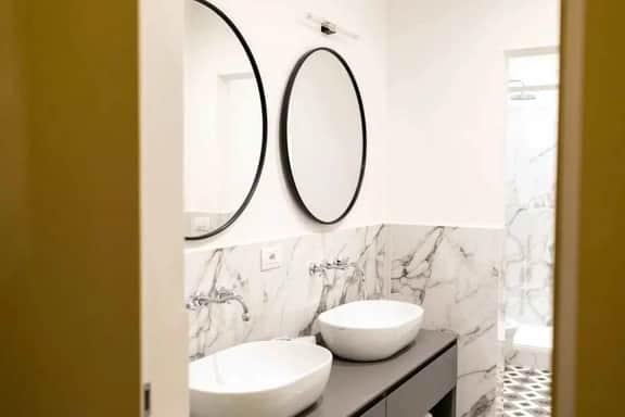 Premier Apartment - Image 5
