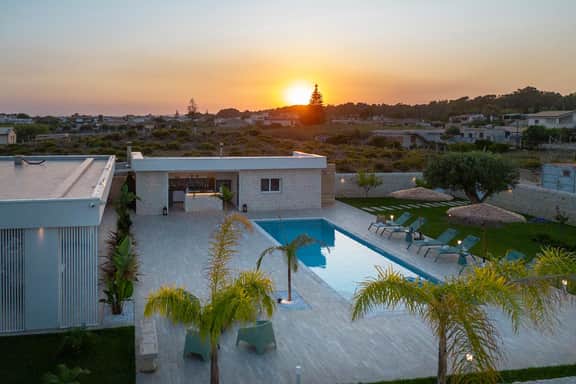 Villa Aphrodite - Image 2